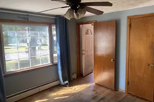 45 Monroe Rd, Enfield, CT 06082 - Photo 5