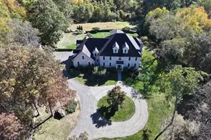 5 Lyric Ln, New Milford, CT 06776 - Photo 3