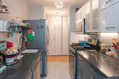 31 Woodland Street #4G, Hartford, CT 06105 - Photo 27