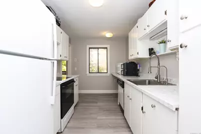 1 Heritage Village #C, Southbury, CT 06488 - Photo 9