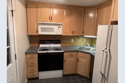 239 Old Farms Road #APT 7B, Avon, CT 06001 - Photo 23