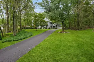 360 Thayer Pond Rd, Wilton, CT 06897 - Photo 5