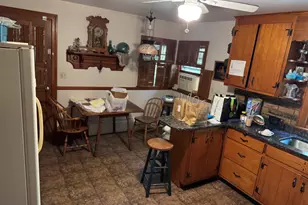 9 Morgan St, Montville, CT 06382 - Photo 3