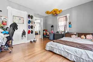 18 Hobart St, Meriden, CT 06450 - Photo 25