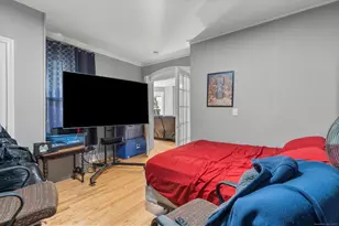 18 Hobart St, Meriden, CT 06450 - Photo 15