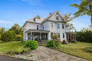 453 N Main St, Suffield, CT 06078 - Photo 3