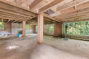 453 N Main St, Suffield, CT 06078 - Photo 29