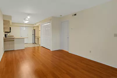 351 Pemberwick Road #APT 111, Greenwich, CT 06831 - Photo 9