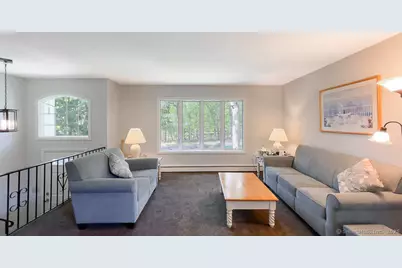 4 Union Circle, Danbury, CT 06810 - Photo 11