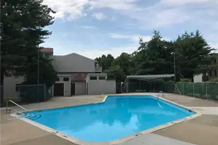 7 Padanaram Rd, Danbury, CT 06811 - Photo 3