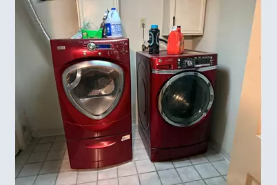 181 Cityview Avenue, Bridgeport, CT 06606 - Photo 29