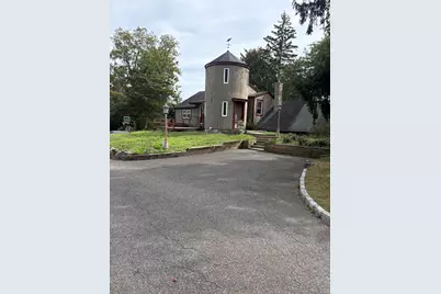 40 Maple Avenue North, Westport, CT 06880 - Photo 1