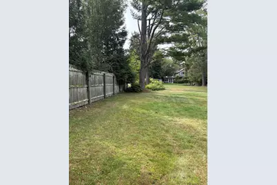 40 Maple Avenue North, Westport, CT 06880 - Photo 11