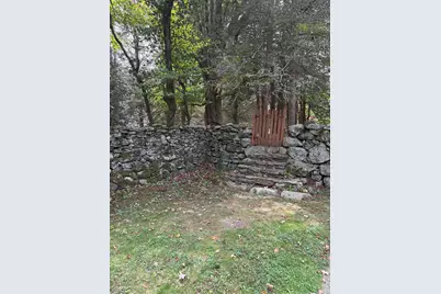 40 Maple Avenue North, Westport, CT 06880 - Photo 9