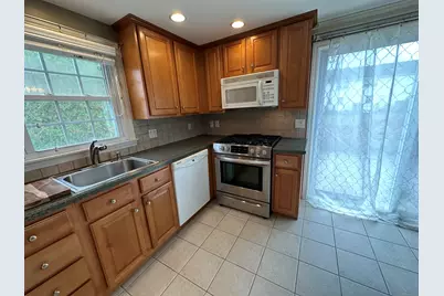 8 Butternut Drive #8, Glastonbury, CT 06033 - Photo 11