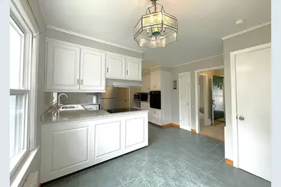 82 North High Street, Clinton, CT 06413 - Photo 15