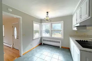 82 N High St, Clinton, CT 06413 - Photo 19