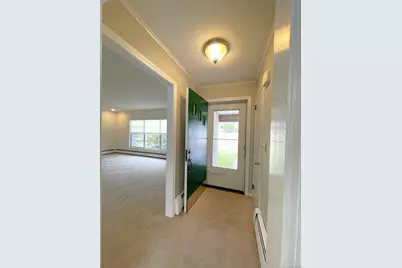 82 North High Street, Clinton, CT 06413 - Photo 11