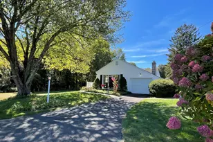 82 N High St, Clinton, CT 06413 - Photo 3