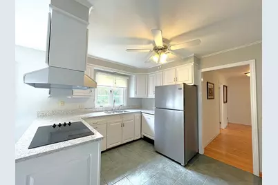 82 North High Street, Clinton, CT 06413 - Photo 17