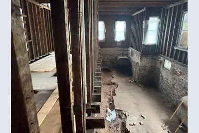 211 Kimberly Avenue, New Haven, CT 06519 - Photo 3