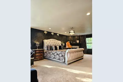 207 Ridgefield Avenue, Waterbury, CT 06705 - Photo 29