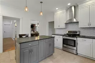 105 Honeysuckle Hill Ln, Easton, CT 06612 - Photo 9