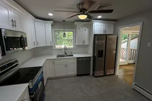 17 Nemczuk Dr, Norwich, CT 06360 - Photo 9