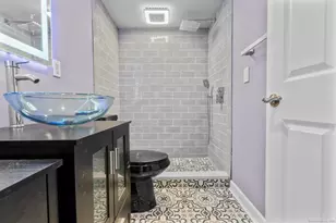 125 Meadowbrook Rd, Stratford, CT 06614 - Photo 15