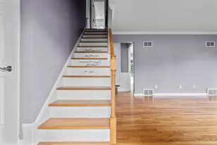 125 Meadowbrook Rd, Stratford, CT 06614 - Photo 23