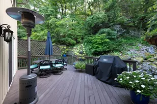 26 Cove Rd, Brookfield, CT 06804 - Photo 35