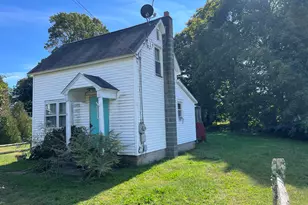 41 Trolley Rd, Westbrook, CT 06498 - Photo 1