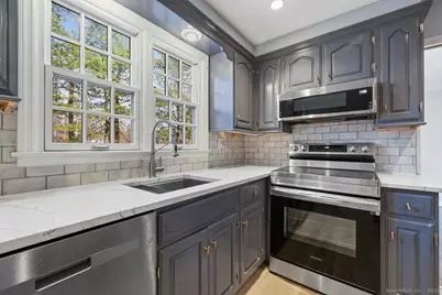 95 Ridgewood Road, Ridgefield, CT 06877 - Photo 9