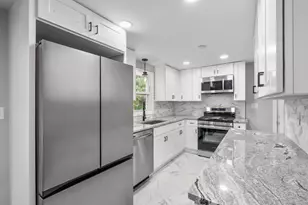 23 Bel Aire Dr, Plainville, CT 06062 - Photo 11