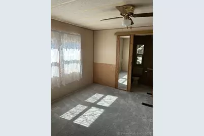 112 Woodland Park, Shelton, CT 06484 - Photo 11