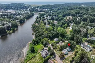 647 Bronson Rd, Fairfield, CT 06890 - Photo 5