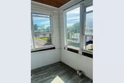 88 Governor Street, East Hartford, CT 06108 - Photo 11