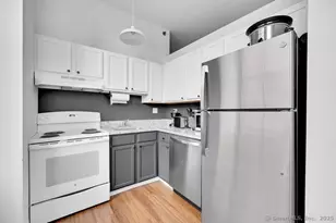 124 Court St, New Haven, CT 06511 - Photo 11