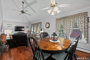 4 Dogwood Dr, Waterford, CT 06375 - Photo 27