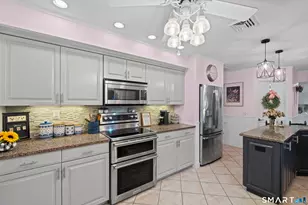 4 Dogwood Dr, Waterford, CT 06375 - Photo 17