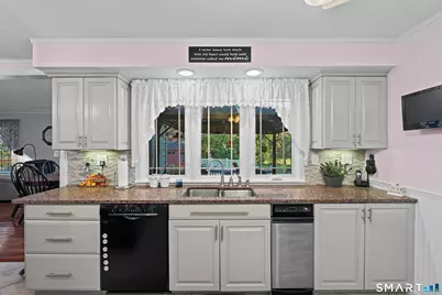 4 Dogwood Drive, Waterford, CT 06375 - Photo 21