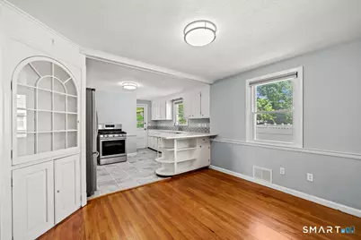 130 Florence Street, West Hartford, CT 06110 - Photo 7