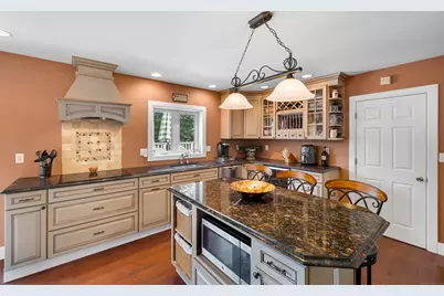 237 North High Street, East Haven, CT 06512 - Photo 19