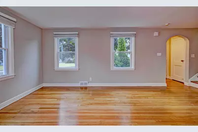 100 Matthew Drive, Stratford, CT 06614 - Photo 5