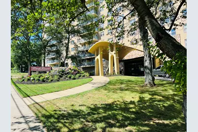 2600 Park Avenue #6H, Bridgeport, CT 06604 - Photo 1