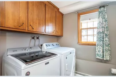 4 Skinner Drive, Bloomfield, CT 06002 - Photo 11