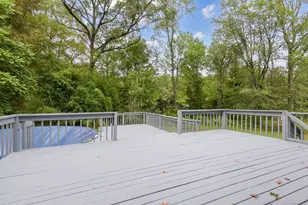 7 Oak Hill Dr, East Haven, CT 06513 - Photo 25