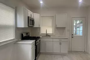 82 Helen St, Hamden, CT 06514 - Photo 5