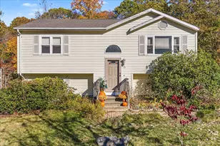 79 Cottonwood Ln, Montville, CT 06382 - Photo 3