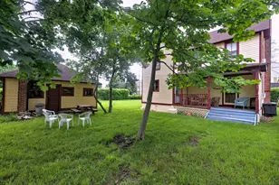 32 Seaside Ave, Milford, CT 06460 - Photo 7